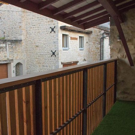 Gite - Quartier Ancien Ambérieu-en-Bugey Esterno foto